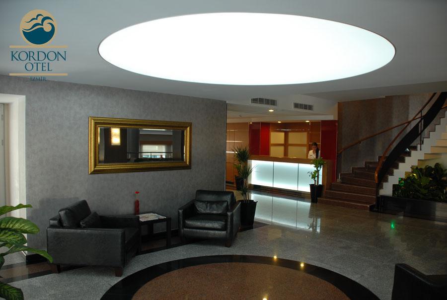 Kordon Hotel Alsancak Esmirna Exterior foto